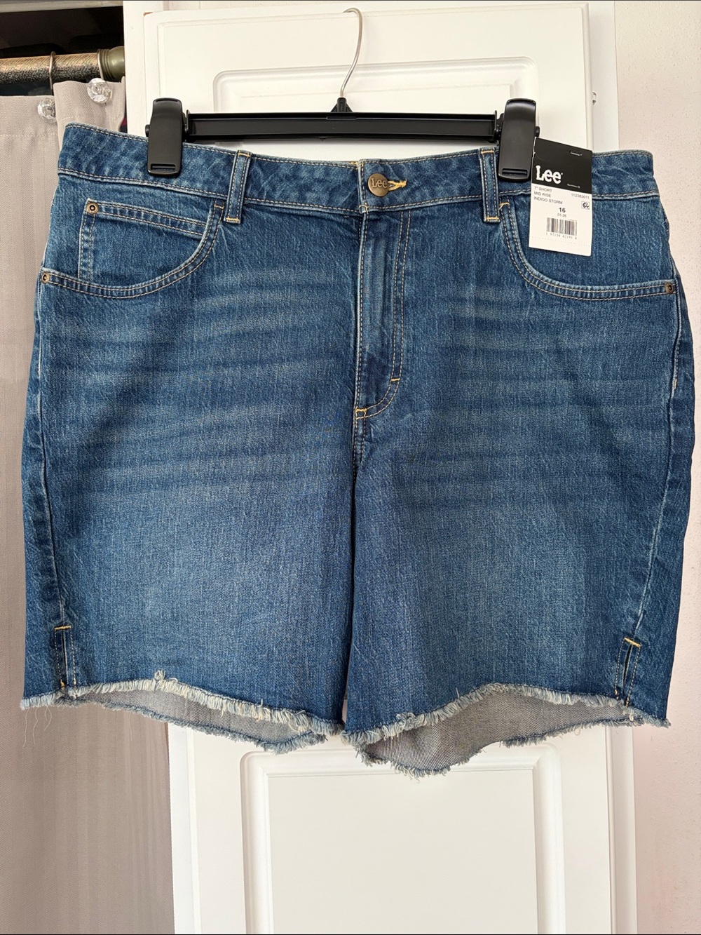 Lee Women’s Medium Blue Denim Cutoff Shorts